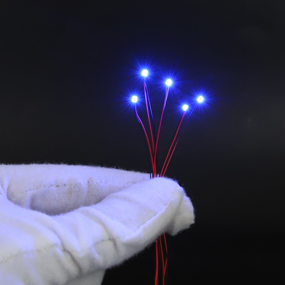 10pcs/Set Micro LED Lamp Chips - огляд і ціна Model Kit Locomotive